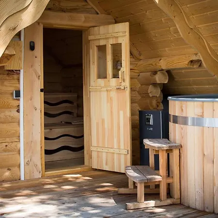 Апартаменты Kulturdenkmal Umgebinde1657