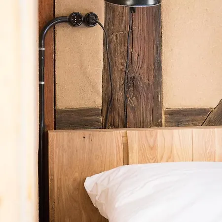 Kulturdenkmal Umgebinde1657 Апартаменты *