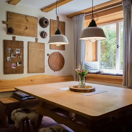 Апартаменты Kulturdenkmal Umgebinde1657 *